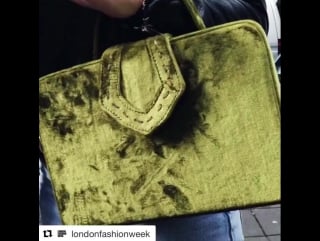 #repost @londonfashionweek (@get repost) ・・・ bag t лондон