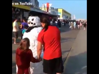 Snowman prank fail (vine)