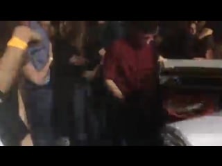 Шкура отдалась на танцполе