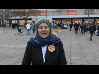 Demo in berlin querdenken alexanderplatz im dezember 2020 interview mit