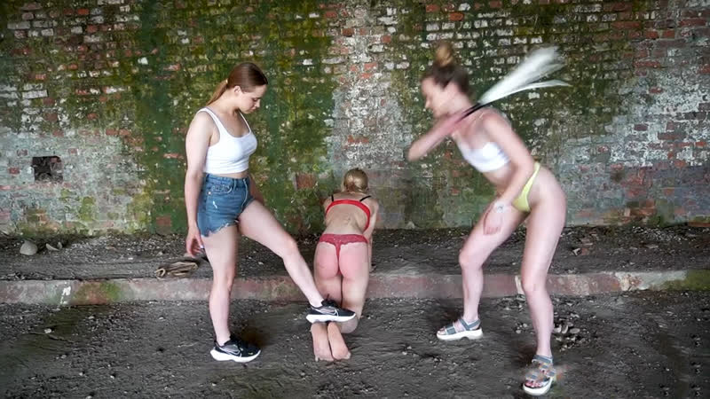 [354] com/afmdm / kingdom of feet and slave / goddess, femdom, fetish, foot, ножки, deep, girl, раб, госпожа, gagging, socks