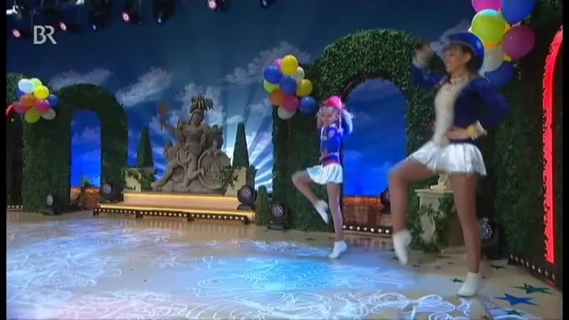 Tanzmariechen bianca durrbeck und liana wolf – fastnacht in franken 2014