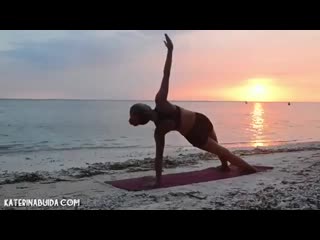 Вечерняя йога для начинающих вдохновение морем yoga for beginners