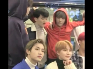 Пихнул свою детку