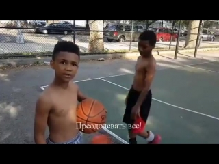 Либо ты акула, либо ты рыбешка!