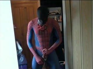 [rubberskin] spidey piss