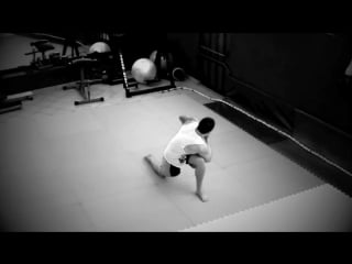 Prasara yoga twisting dragonfly flow