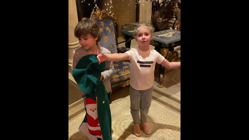 Максим галкин, лиза и гарри