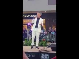 Serata a brugnato srerre outlet village