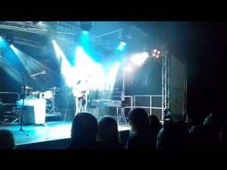 Keane snowed under (live in battle)