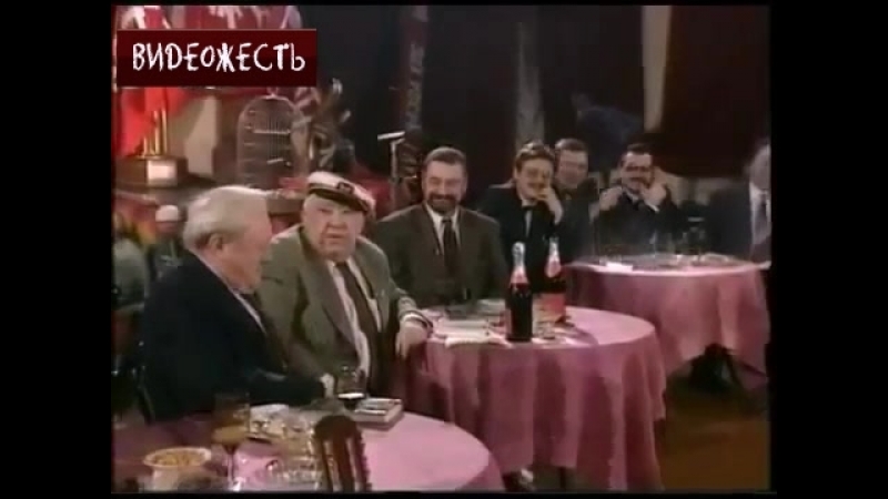 Как выпить шампанское из бутылки, не открывая её © видеожесть