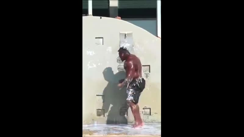 Er wird einfach nicht weisser xd