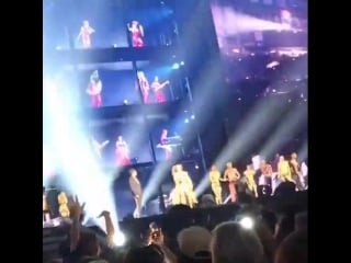 Beyoncé referenced "i'm yo husband!" fan