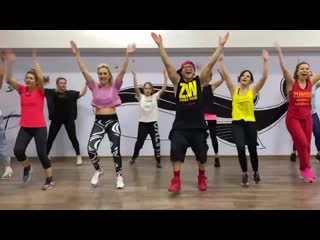 Мини тренироа zumba🔥 с алексом!