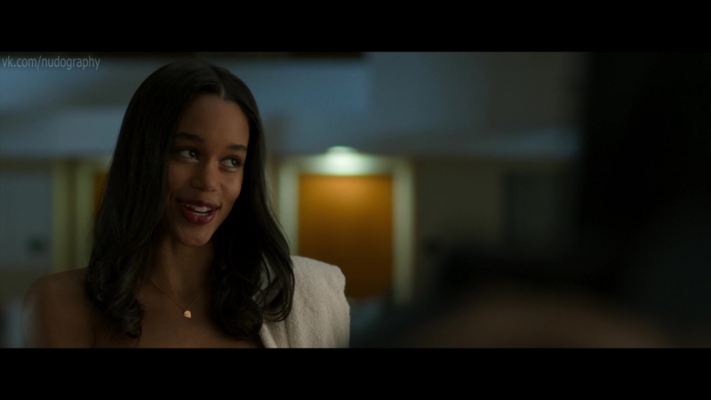 Лора хэрриер (laura harrier) в фильме "человек паук возвращение домой" (spider man homecoming, 2017, джон уоттс) 1080p