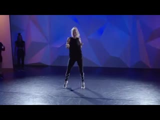 Heather morris dancing to i’m ready by sam smith demi lovato
