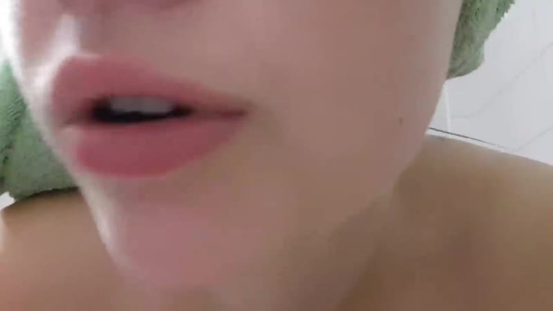 Tapping Current porn video – Asmr really close up kisses calming hand movements and skin tapping