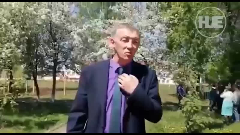 Стакан porn video – Местные жители на кузбассе принесли чиновнику стакан воды, в котором была грязная вода с червями из под крана