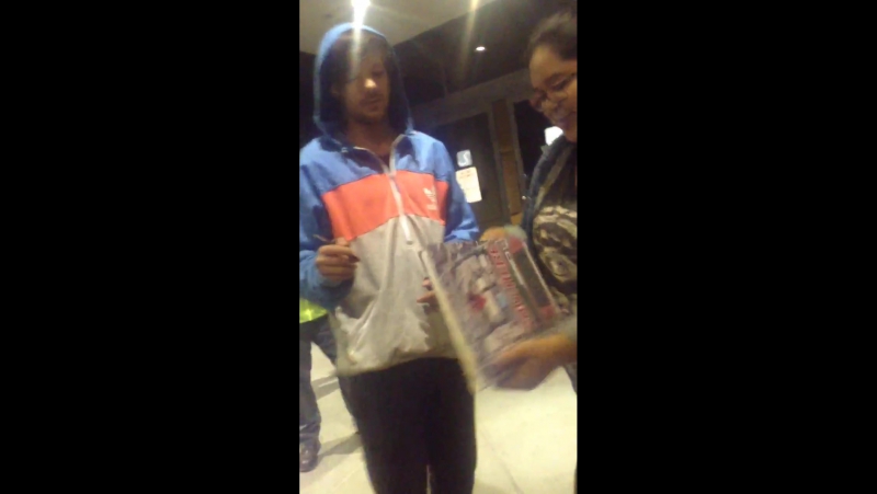 Laurens porn video – Video of louis signing laurens and megans yearbooks hahahahahaha