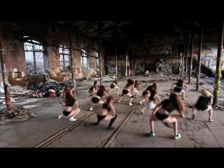 Twerk by trix girls / trix family dance school