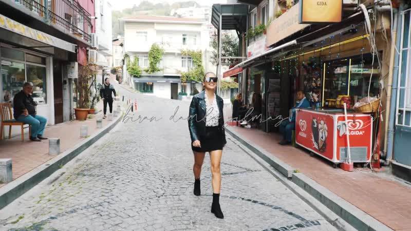 Biran damla yılmaz davet çok elbisem yok mucize 2 aşk gala mp4