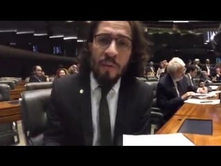 Jean wyllys manda recado ao fórum dogolachan