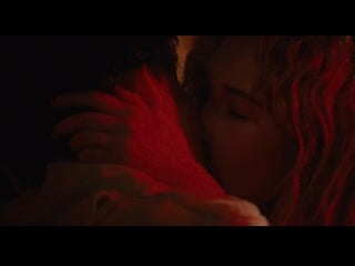Джуно темпл и райли кио (juno temple and riley keough hot scenes in "jack and diane" 2012)