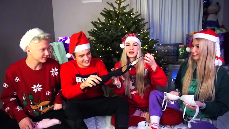 [sopha kuper] меняемся подарками на новый год с парнями!