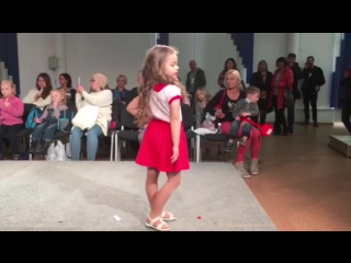 Показ новой коллекции молодые одежды от тм victoria style на baby expo 2017