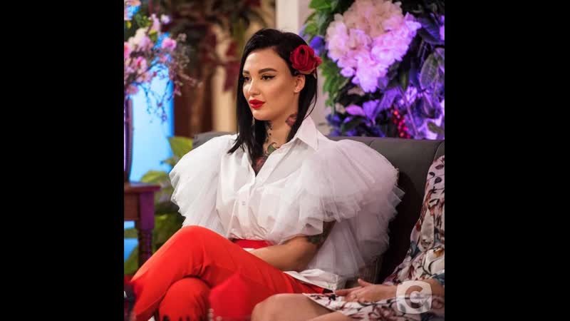 Порноактриса адель прокомментировала уход из "холостяка 11" меня больше не воспринимают