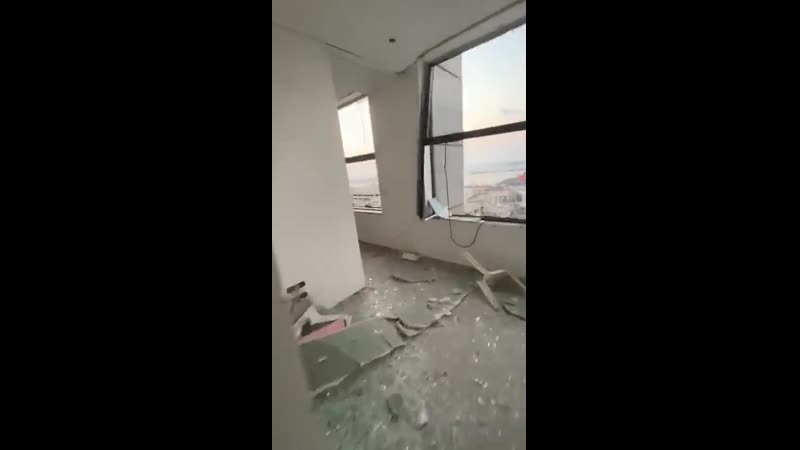 Невероятная и страшная картина разрушений в результате сегодняшнего взрыва в порту бейрута