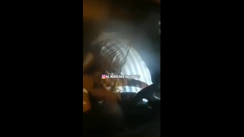 В кременчуге мужик занялся сексом прямо перед полицейскими