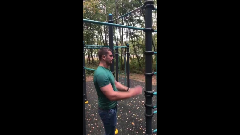 Турники в парке рассказоа