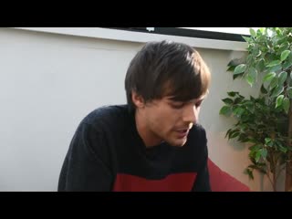 Louis on syke on air