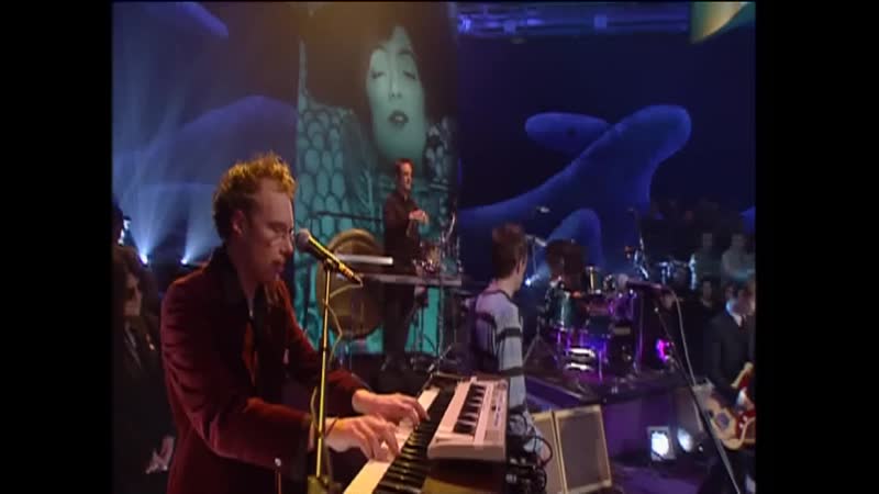 Ronnie spector don't worry baby • jools holland giants