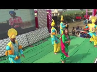 Beautiful punjabi girl mandy grewal new dance live superhit punjabi dance ( 720 x 1280 ) mp4