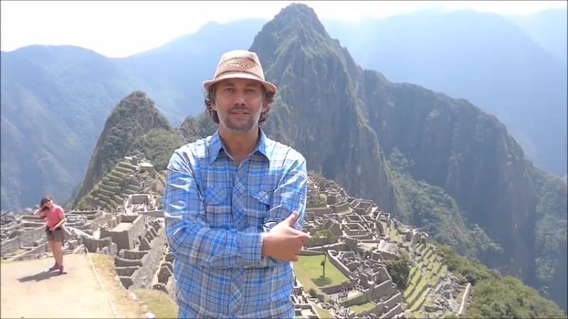 Jonas kaufmann ya está en perú, disfrutando de nuestra maravilla, machu picchu!