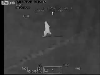 Боевика талибана в объектив тепловизора вертолета ah 64 apache