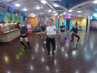 Female dancehall class in vladivostok by dhq inga