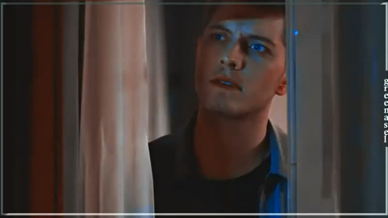 Zola ❃ azra › fısıltı