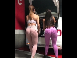 Засветили сочные попки (порно, секс, эротика, попка, booty, anal, анал, сиськи, boobs, porn)