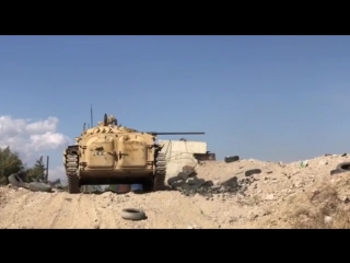 Сирия 21 04 2018 бмп 2 саа ведет подавление огневых точек иг в районе лагеря ярмук, дамаск