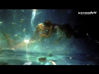 Смотрим и комментируем новый видеоклип john dahlbäck на трек "atlantis"