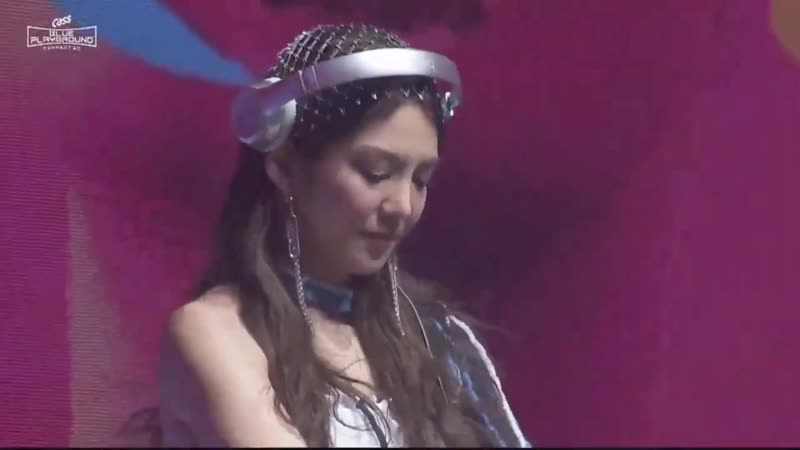 Hyoyeon (hyo) dessert (cass blue playground 200718)