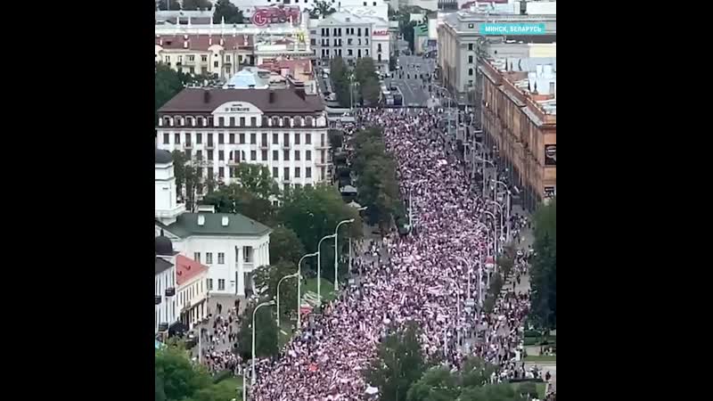 Слияние двух колонн протестующих в минске