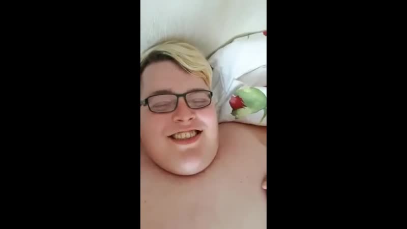 Blondine bläst hans entertainment den schwanz