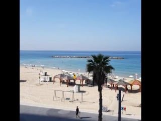 #пляж в городе #тельавив #израиль #средиземноеморе #midelterranian #mittelmeer #telaviv #israel #jaffa #sea #beach #strand #tere