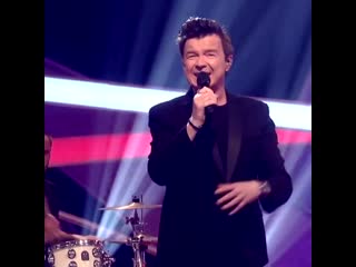 For anyone who missed my performance of ‘every one of us’ on bbc’s pointless at the weekend, here is a little snippet