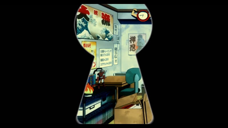 Через замочную скважину