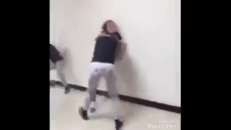 Разнял драку)